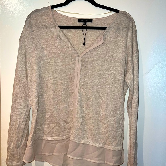 Sanctuary Tops - Sanctuary long sleeve top w/metallic threading